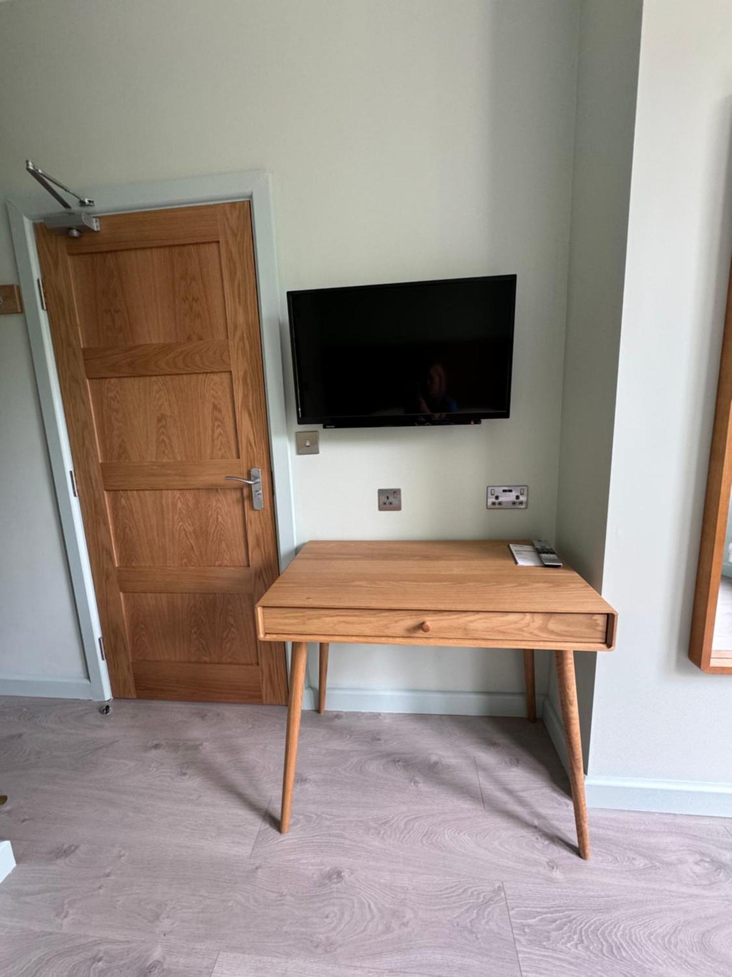 Hamilton Court Hotel Hoole Честер Экстерьер фото